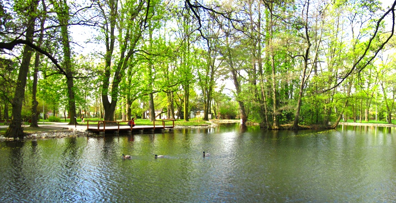 Zámocký park v Pezinku
